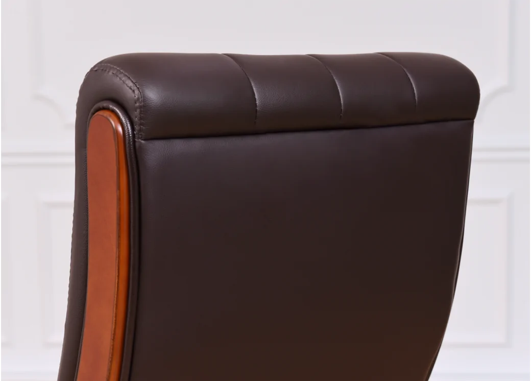 stylowy fotel gabinetowy brązowy