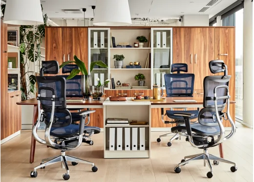 fotele ergonomiczne w biurze