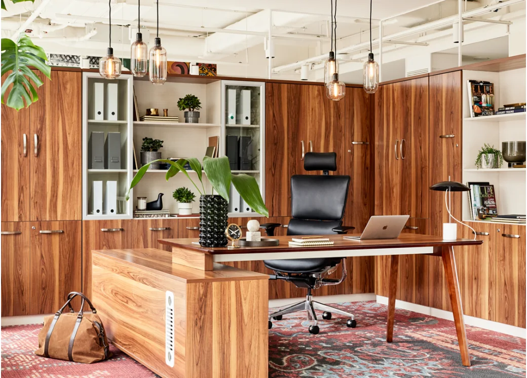 biuro w stylu mid century modern