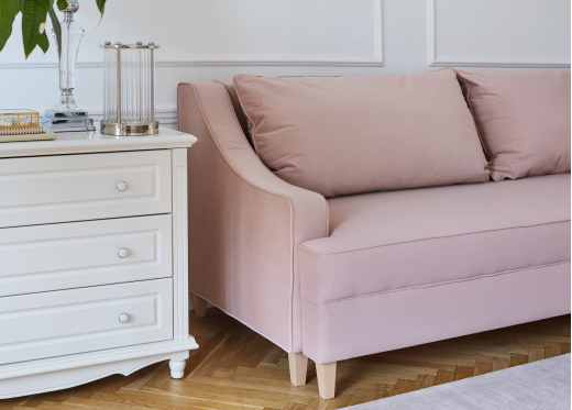 sofa brudny róż aksamitna