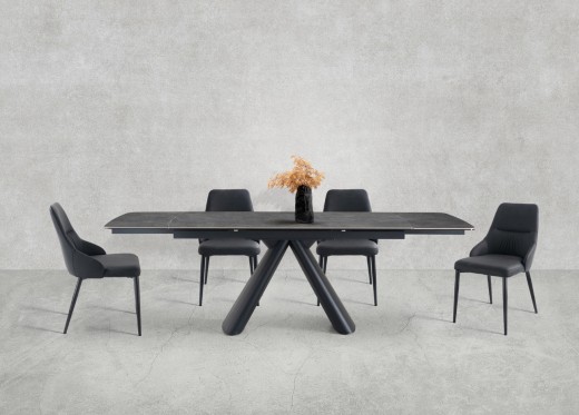 Krzesło MONOLIT czarny