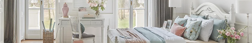 Łóżka i szafki nocne do sypialni – tapicerowane, pikowane, eleganckie