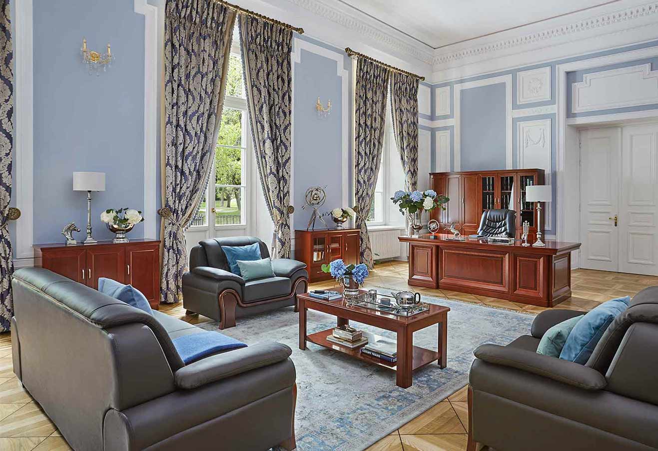 skórzana sofa gabinetowa brązowa