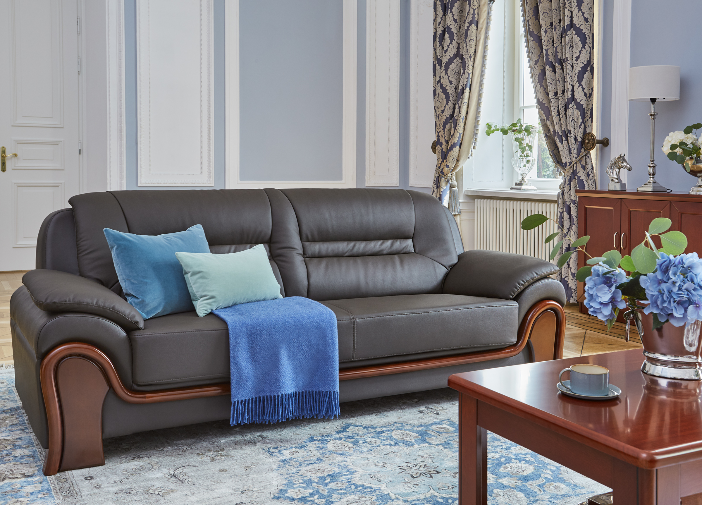 skórzana sofa gabinetowa brąz